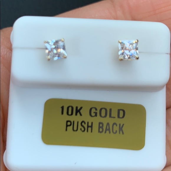 10K Gold Push Back 4mm Princess cut Earrings same day shipping - Picture 7 of 11